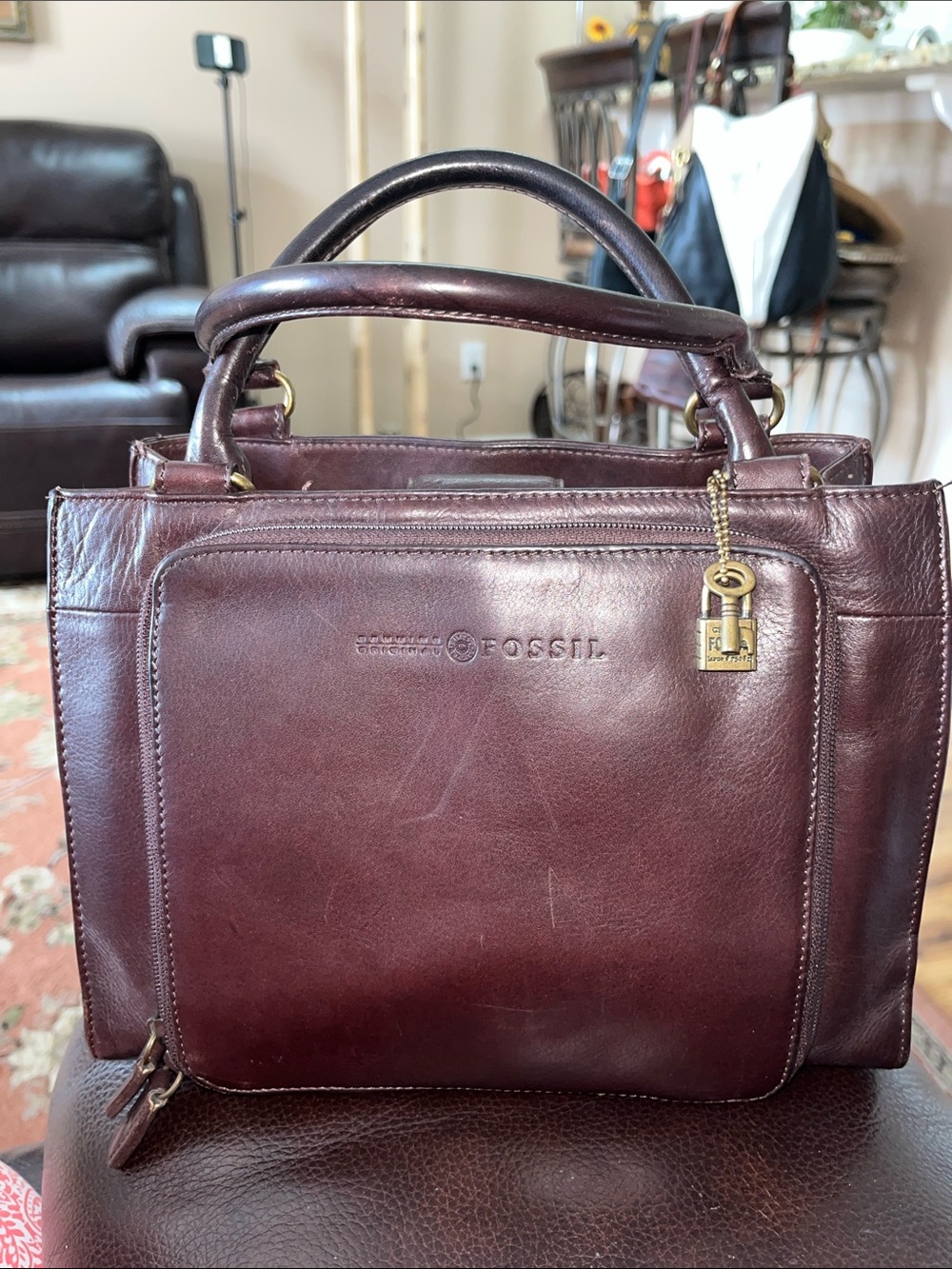 EUC Vintage Fossil 1954 Genuine Original Leather Multi Compartment Handbag 70582